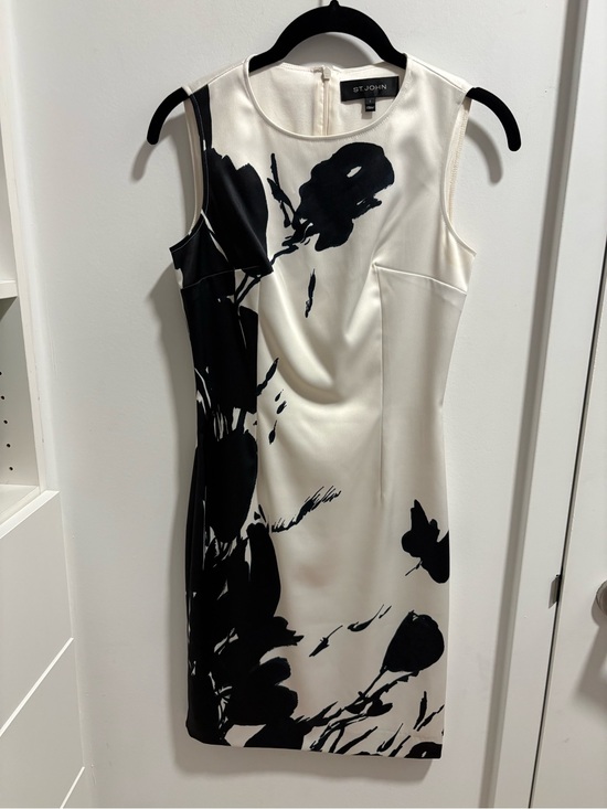 St. John Dresses & Skirts - St. John Cream and Black Floral Sheath Dress
